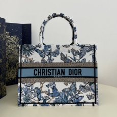 Christian Dior Shopping Bags